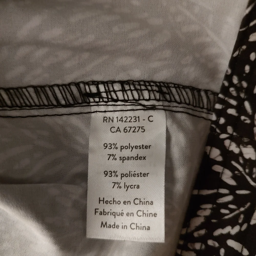 RipSkirt Hawaii Length 2 Wrap Skirt with Pockets Black And White Size XL